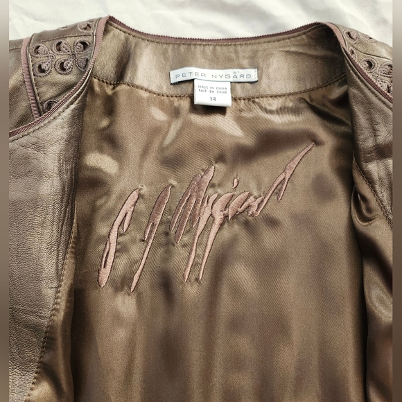 Peter Nygard Genuine Leather bell sleeves, Embroidered Women Jacket, Size 14 - Picture 7 of 13